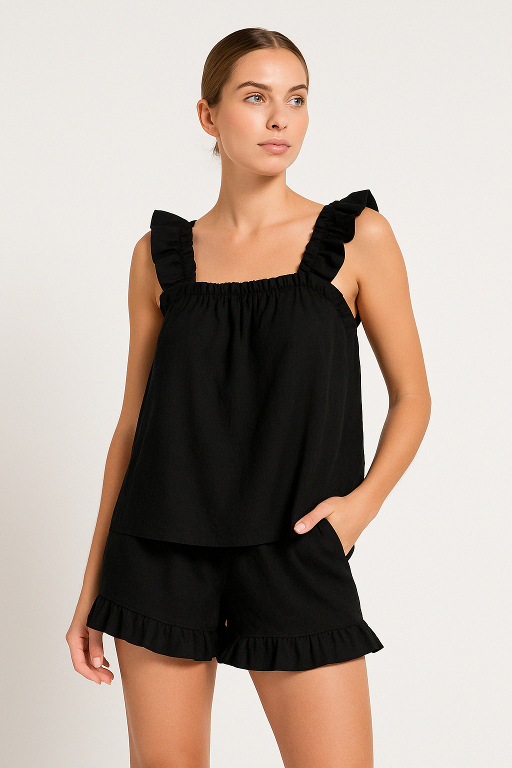 Ærmeløs top med afslappet pasform og flæser